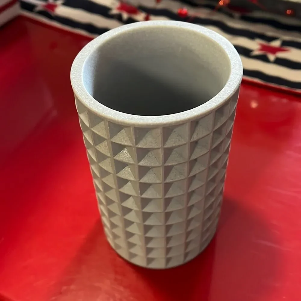 New UGG rinse cup
